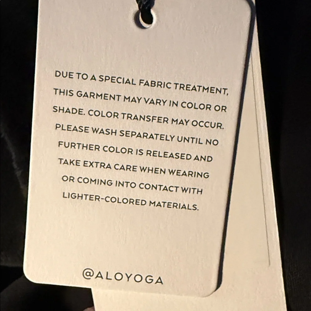ALO YOGA | ✨NEW✨ Show Off Cargo Wide Leg Trouser (Regular) in Black - Picture 6 of 6